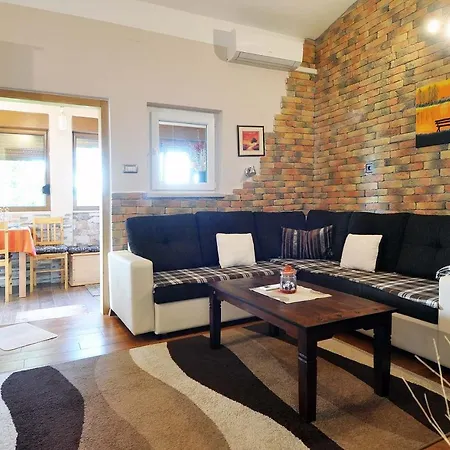 Holiday home Herrliches Mit Klima, Wlan, Terrasse Und Grillbereich *