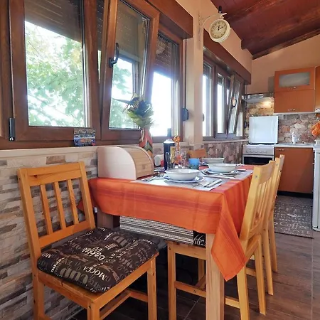 Herrliches Mit Klima, Wlan, Terrasse Und Grillbereich * Pula